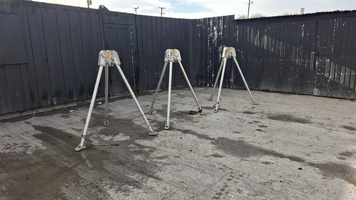 Abtech Safety Tripod – SWL 250kg - Image 1