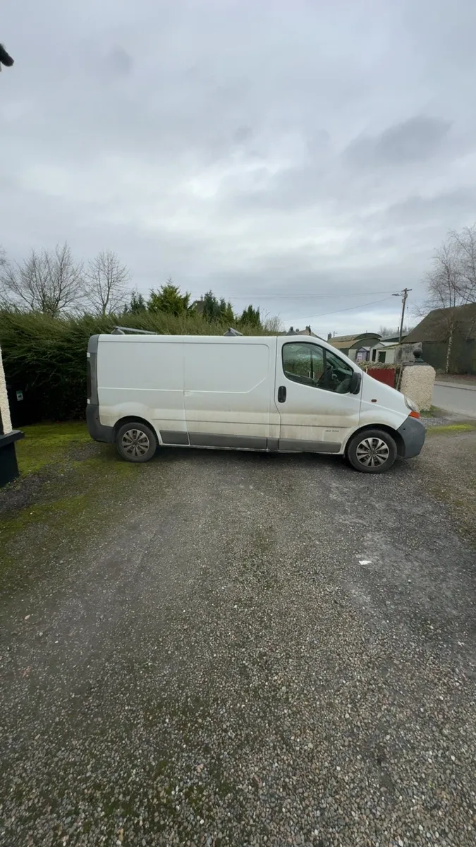 Renault traffic - Image 2