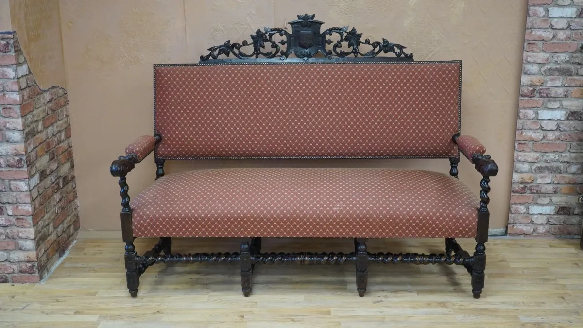 Neo-Renaissance Solid Oak Barley-Twist Settee - Image 1