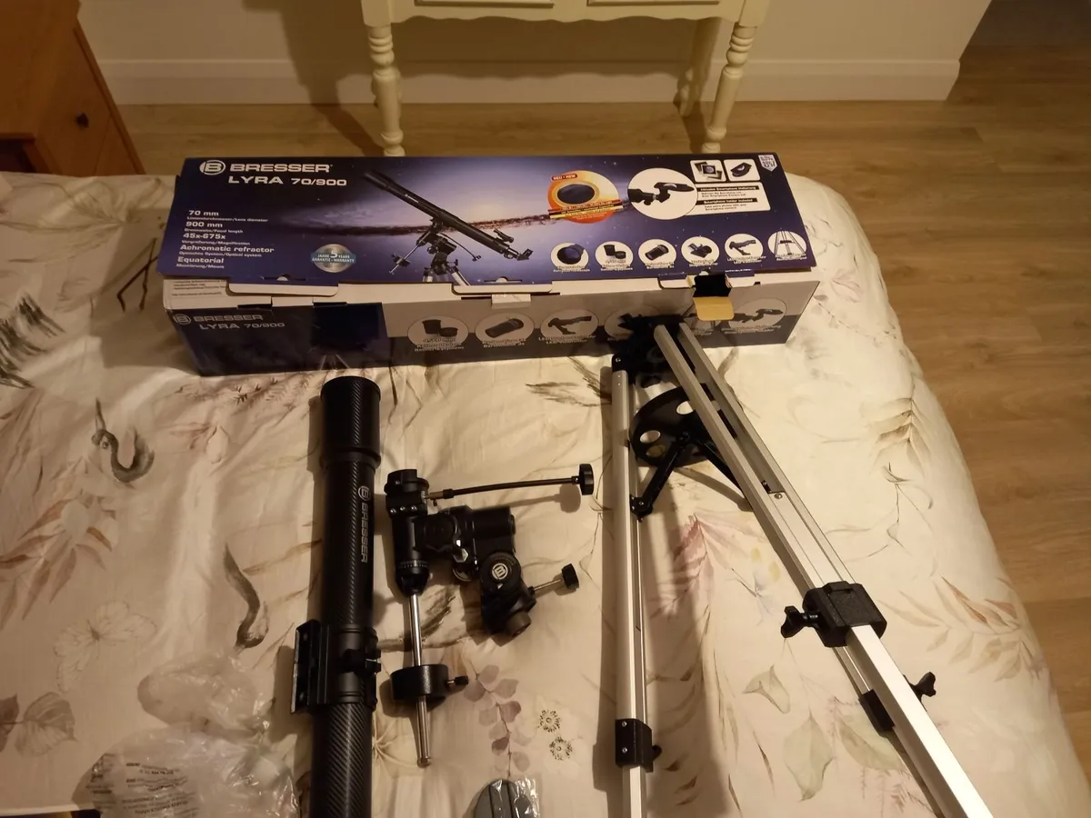 Telescope Bresser Lyra 70/900 EQ3 - Image 2