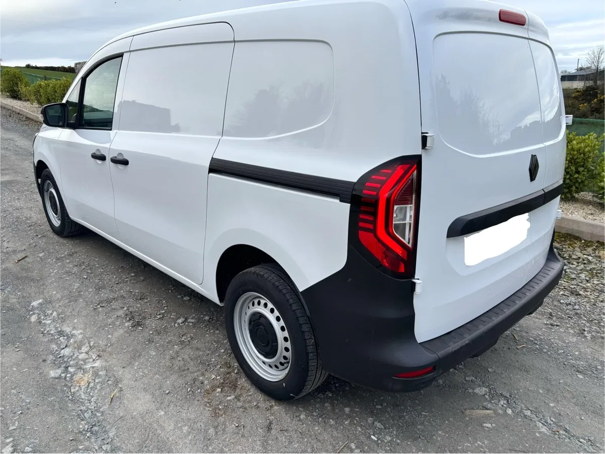 242 Renault Kangoo 2024 - Image 3