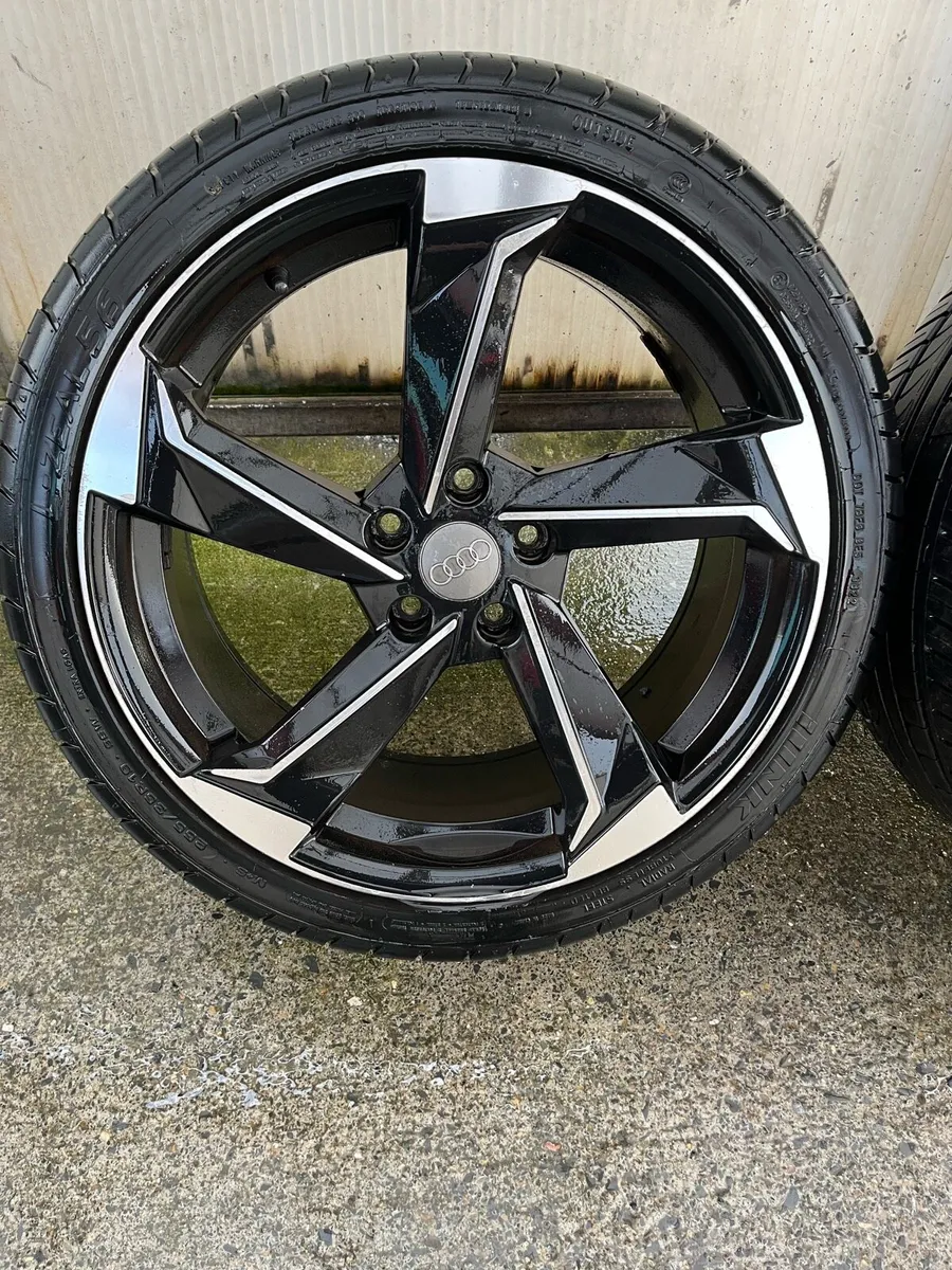 19” TTRS Twist - Image 2