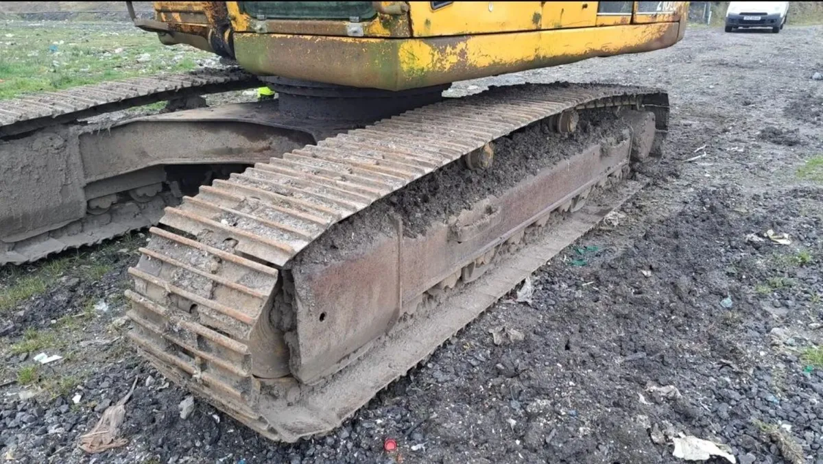 Hyundai Robex 21 ton excavator digger 3000 hours - Image 4