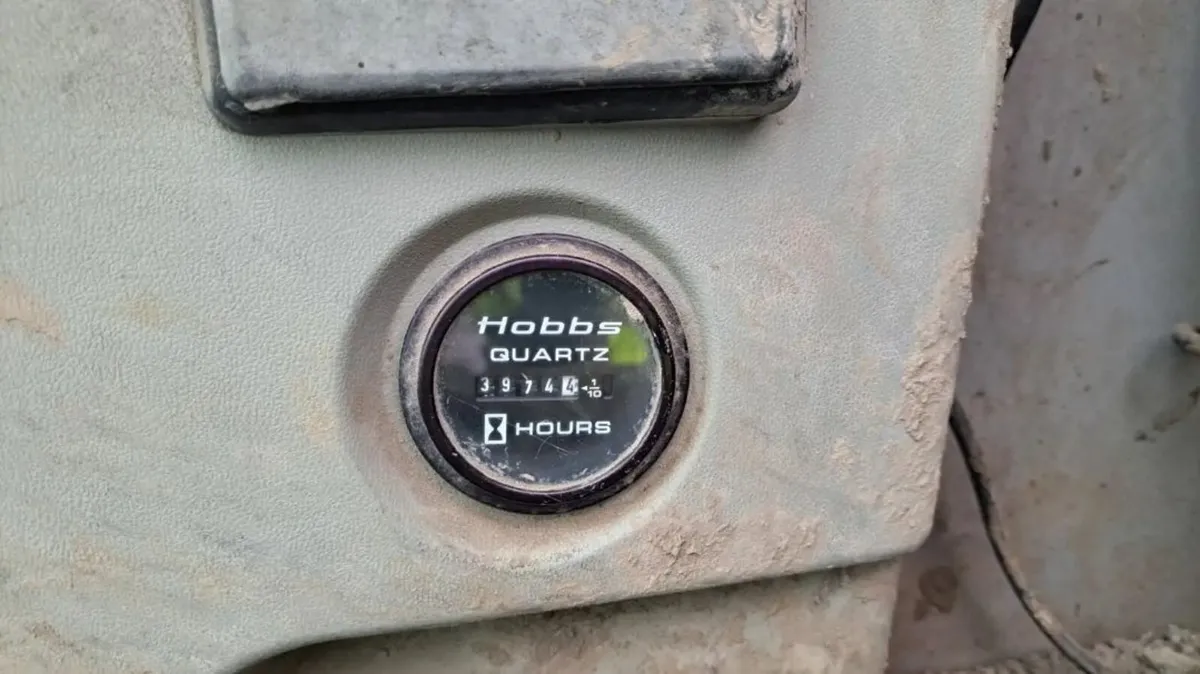 Hyundai Robex 21 ton excavator digger 3000 hours - Image 2