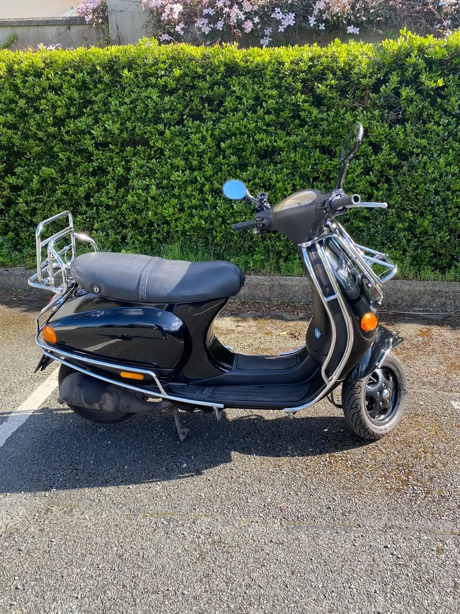 Vespa Piaggio ET2 49cc - Image 4