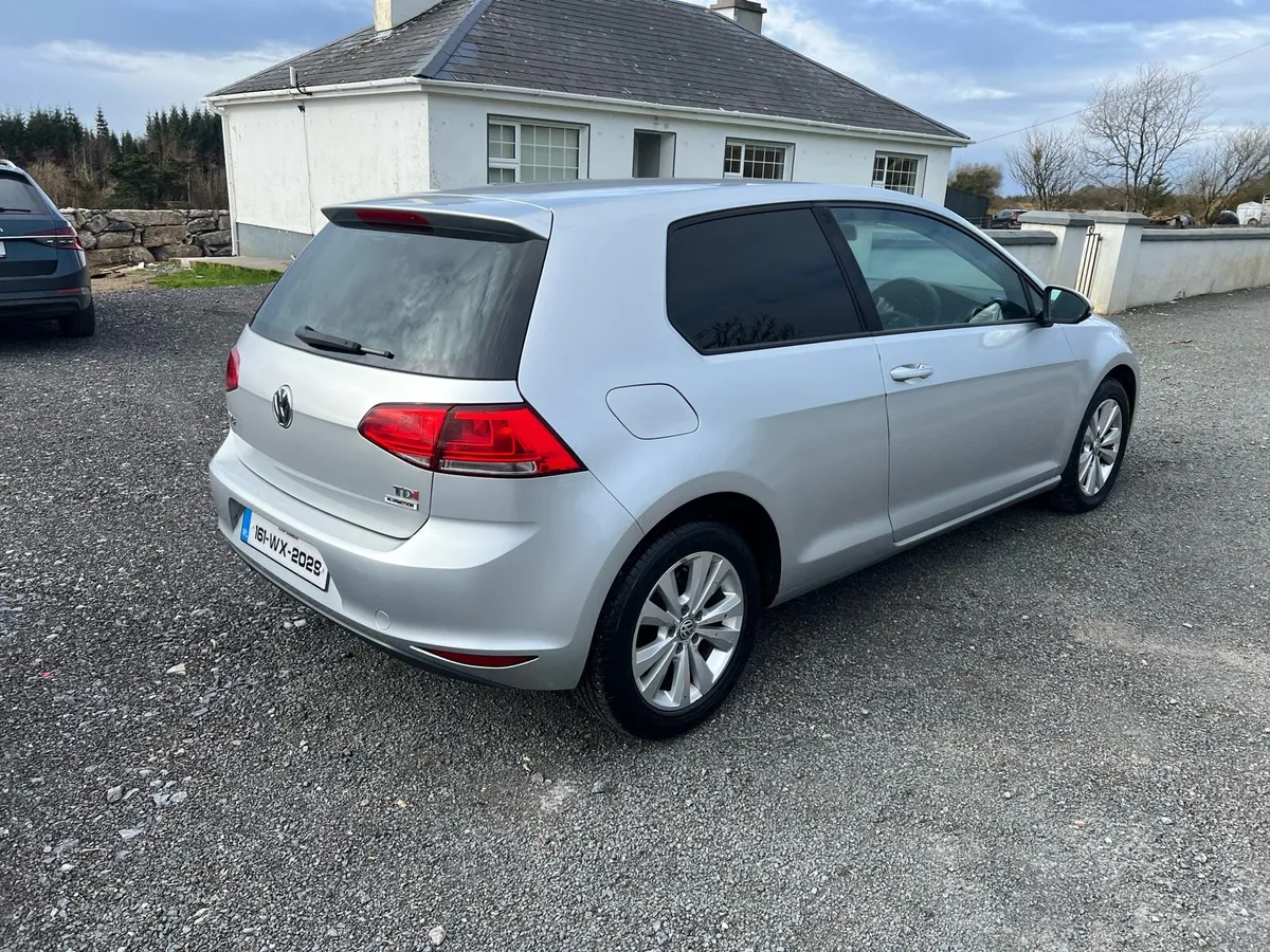 Volkswagen Golf 1.6tdi low mileage NO VAT - Image 4