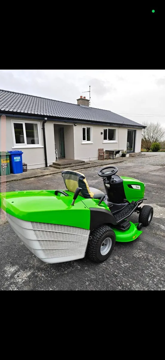 Viking Lawnmower (ride on) MT5112 Z -  43 inch - Image 2
