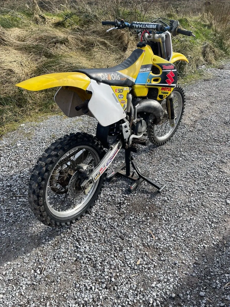 Suzuki rm125 motocross bike - Image 2