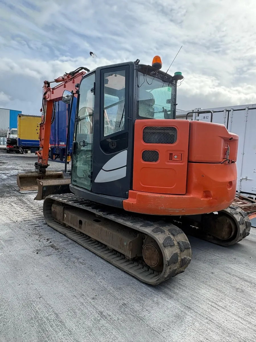 2018 hitachi zx85-5a - Image 3