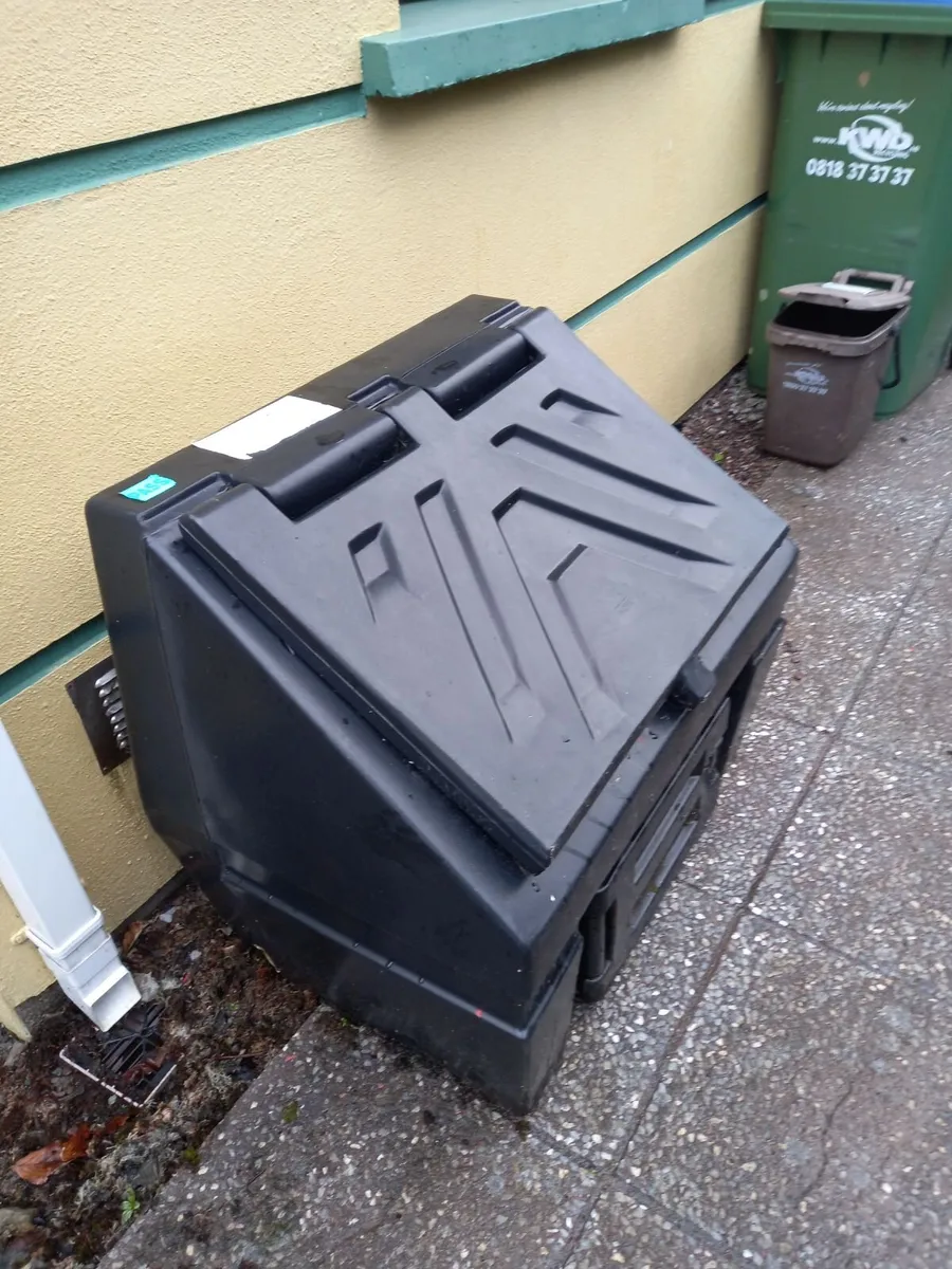 Carbery 6 Bag Coal Bunker - Image 1