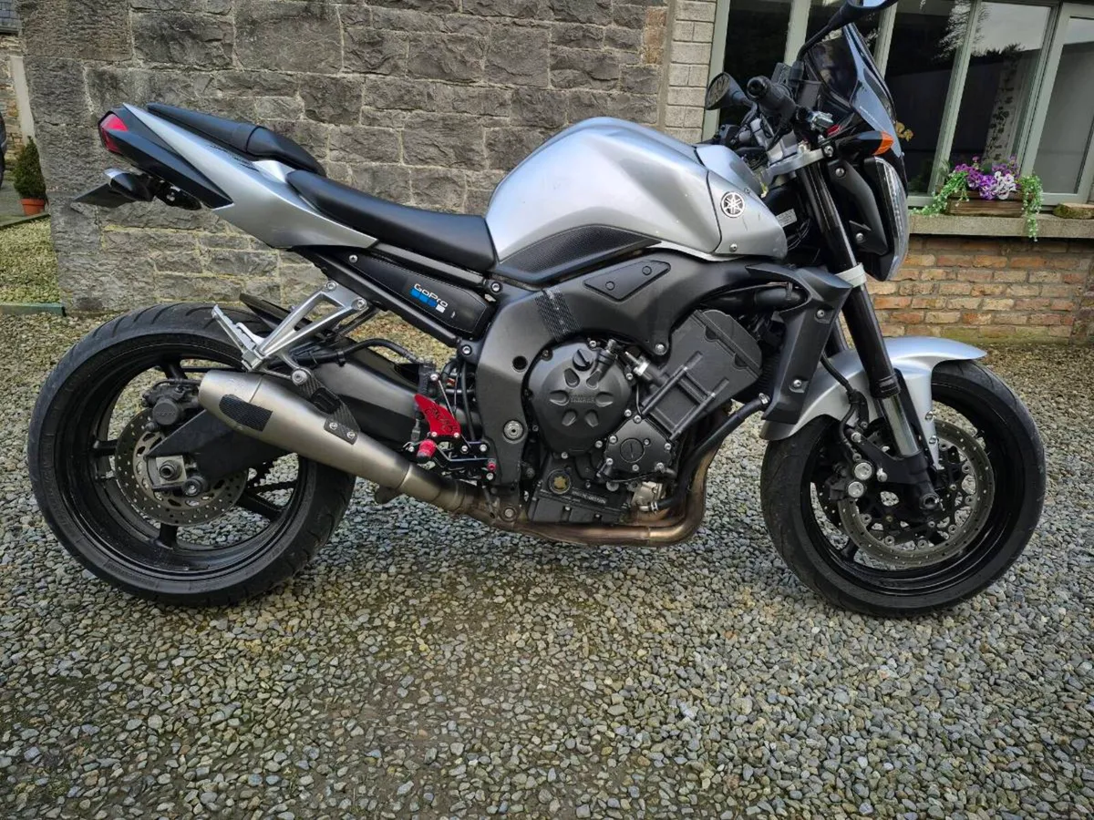 Yamaha FZ1 - Image 1