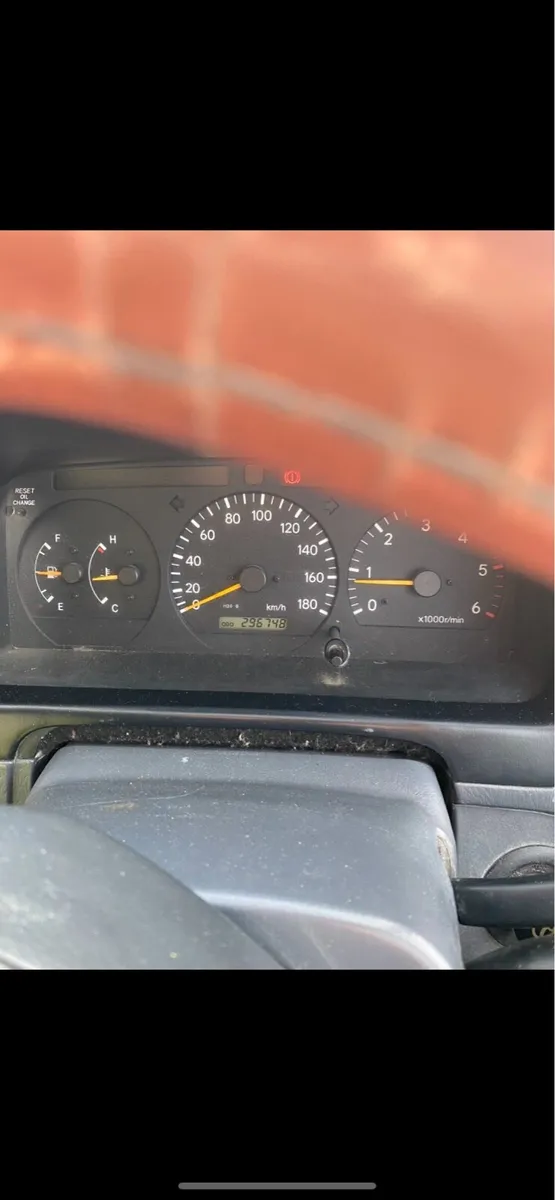 Toyota Hiace - Image 2