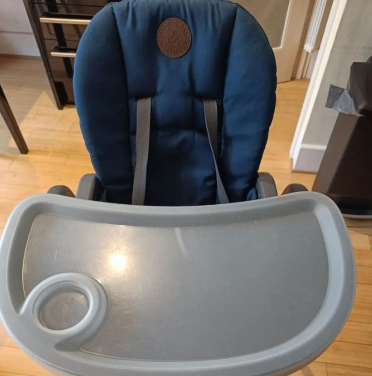 Space saving baby booster feeding seat for kitchen - Image 4