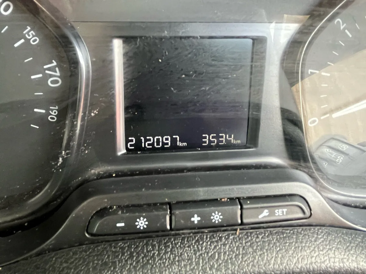 peugeot expert - Image 4