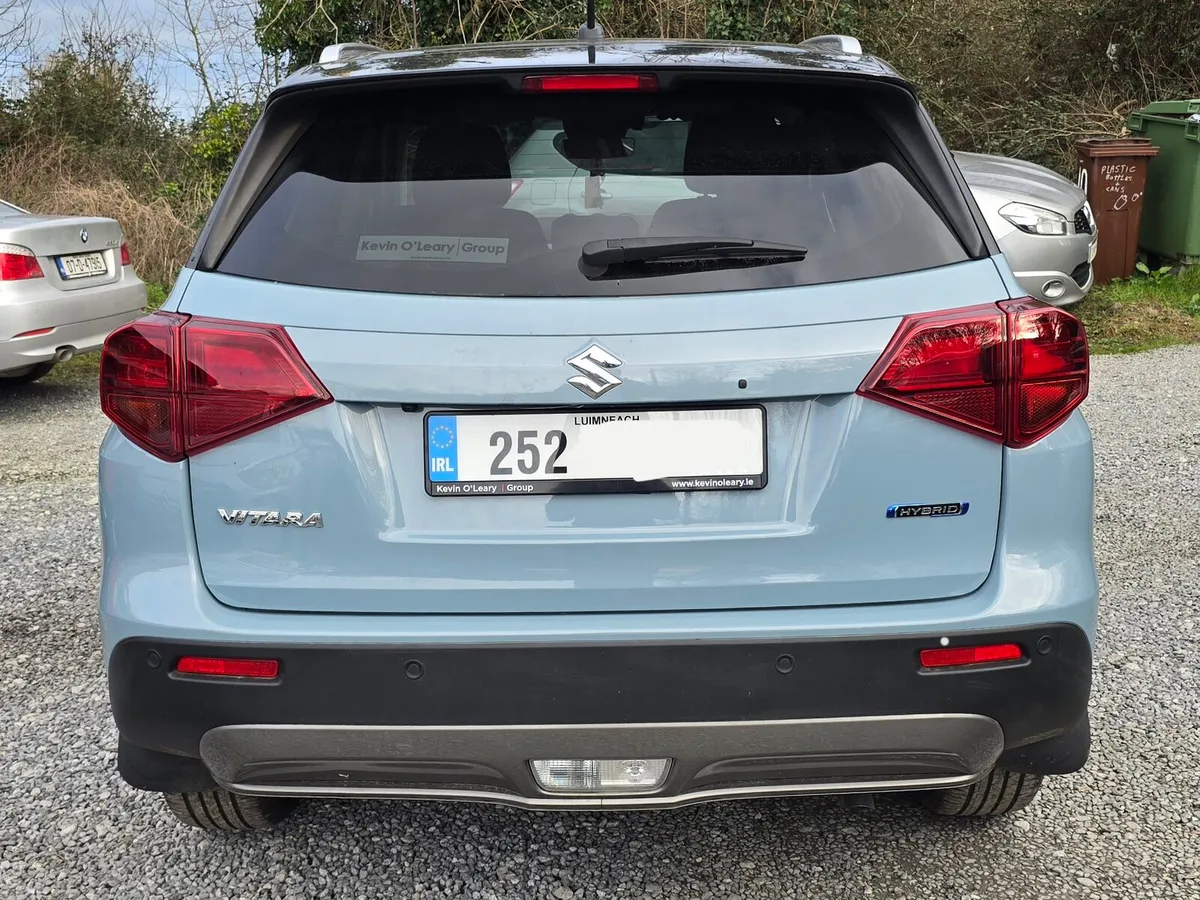 2025 Suzuki Vitara 1.5 Hybrid - Image 3