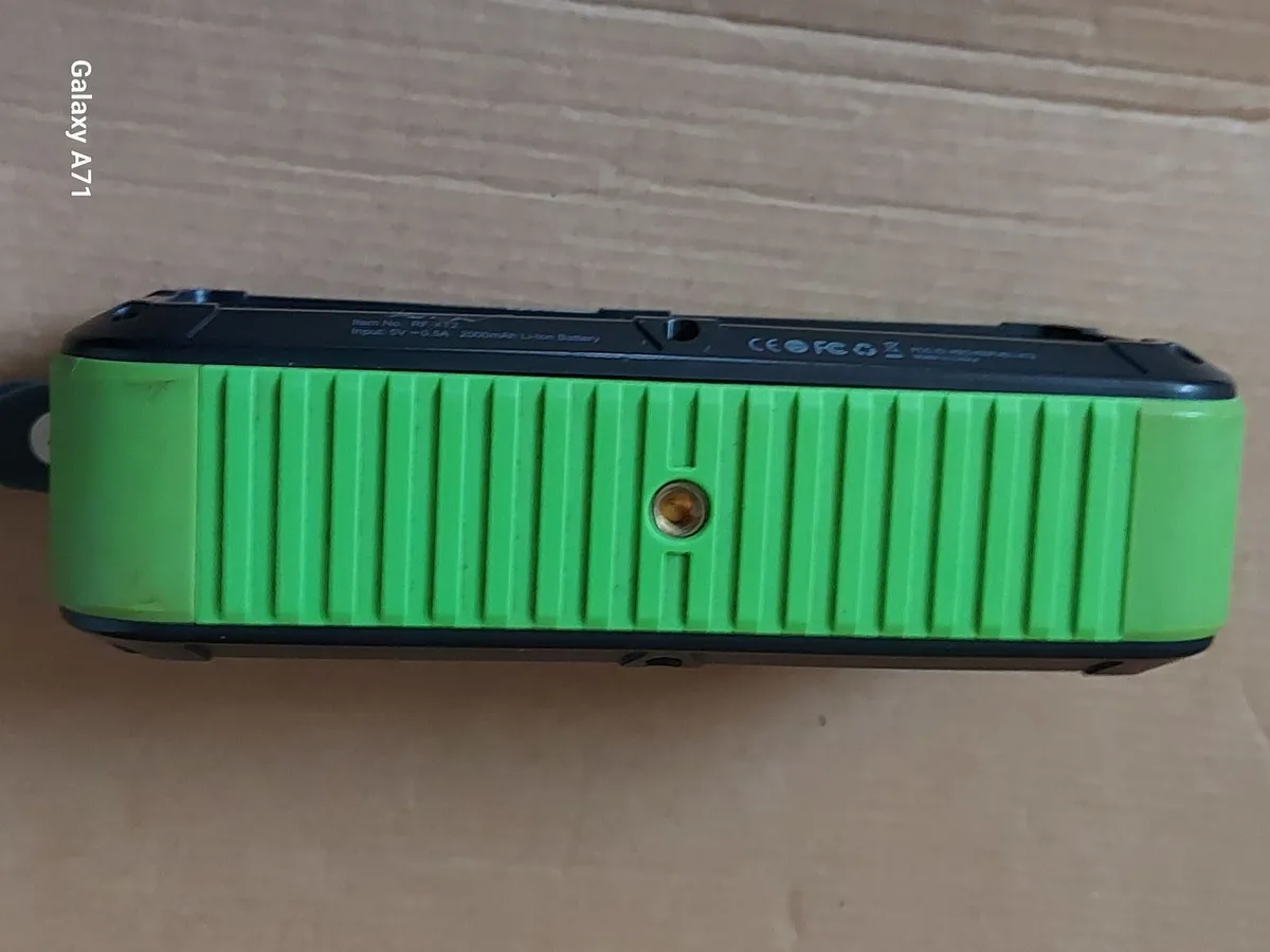 REFUEL wireless Bluetooth Speaker Green - Image 4