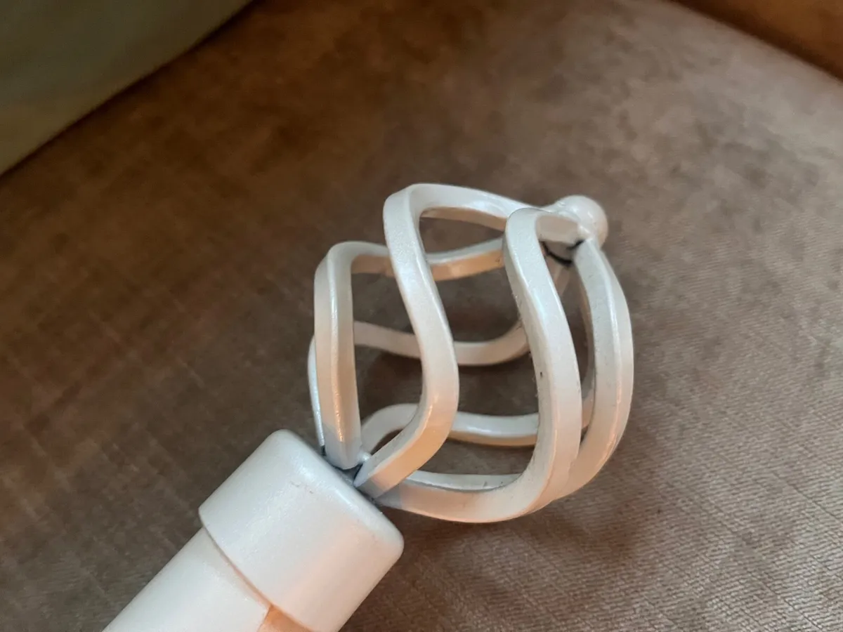 Curtain Poles x 4 - Image 4