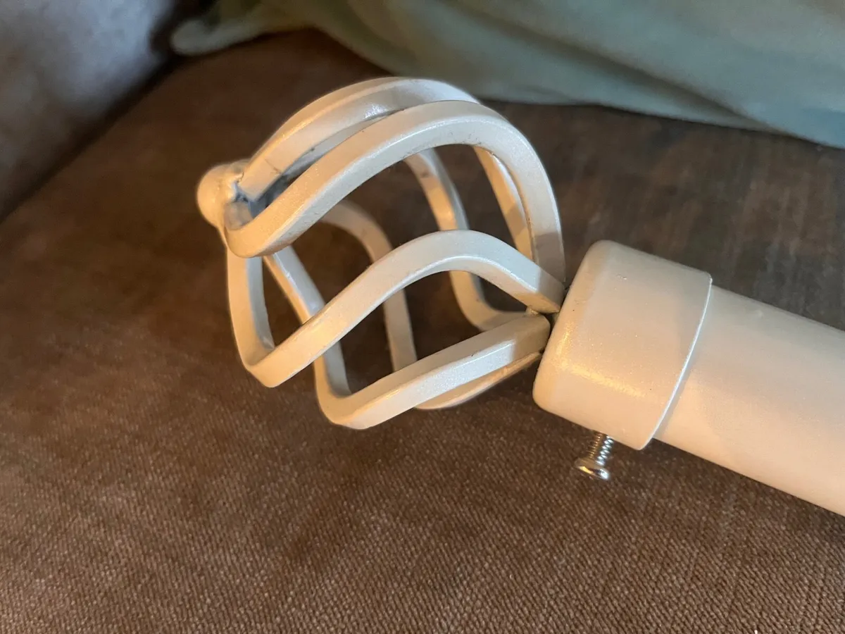 Curtain Poles x 4 - Image 3