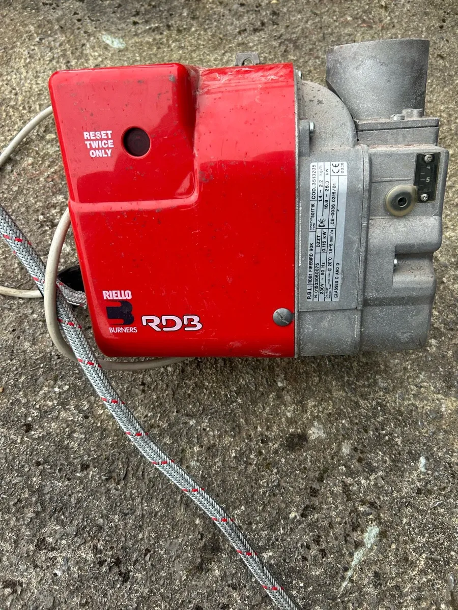 Oil burner - Image 1