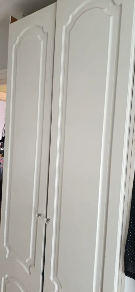 Wardrobe Doors x 6 - Image 3