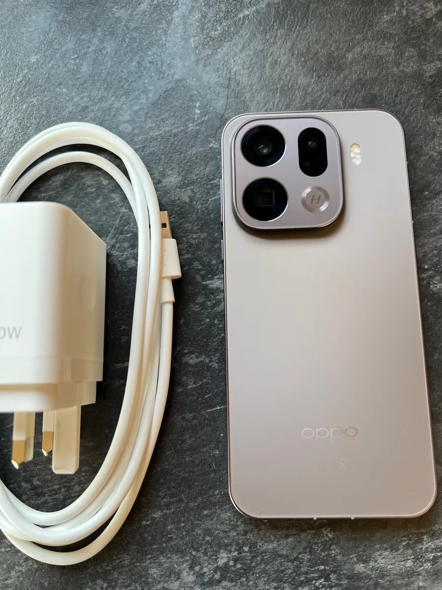 Oppo find X9 Pro - Image 4