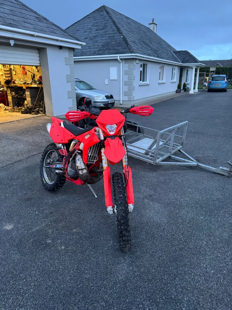 2016 beta 300rr - Image 2