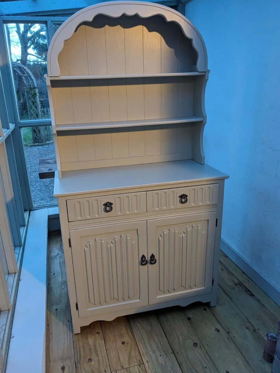 Vintage welsh dresser - Image 1
