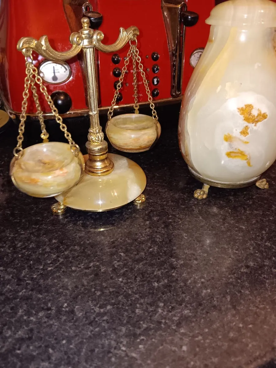 Vintage alabaster - Image 1