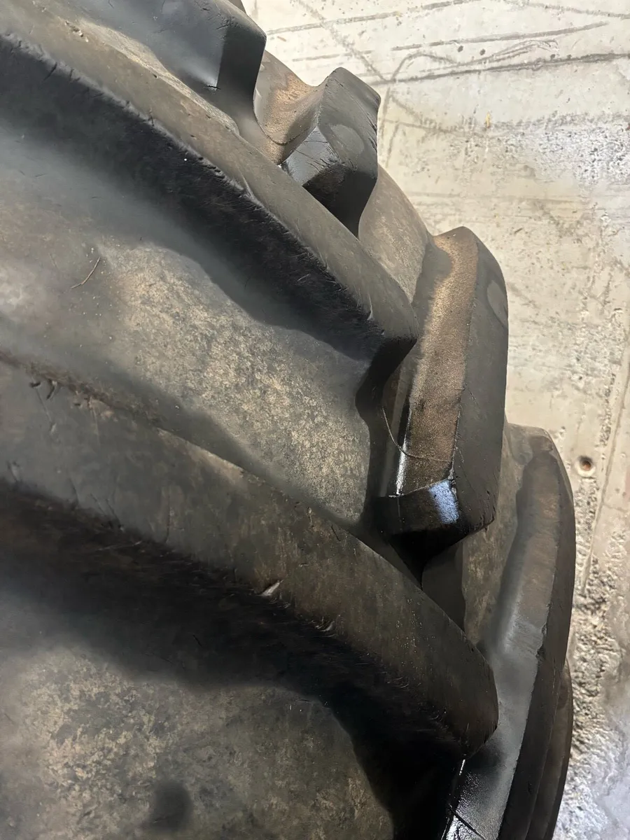 Michelin 800/70R38 - Image 2