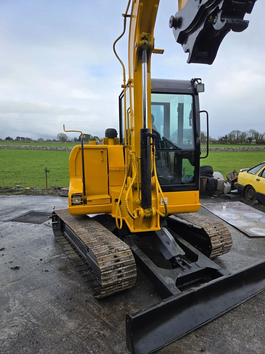 CAT 306 digger (2012) - Image 2
