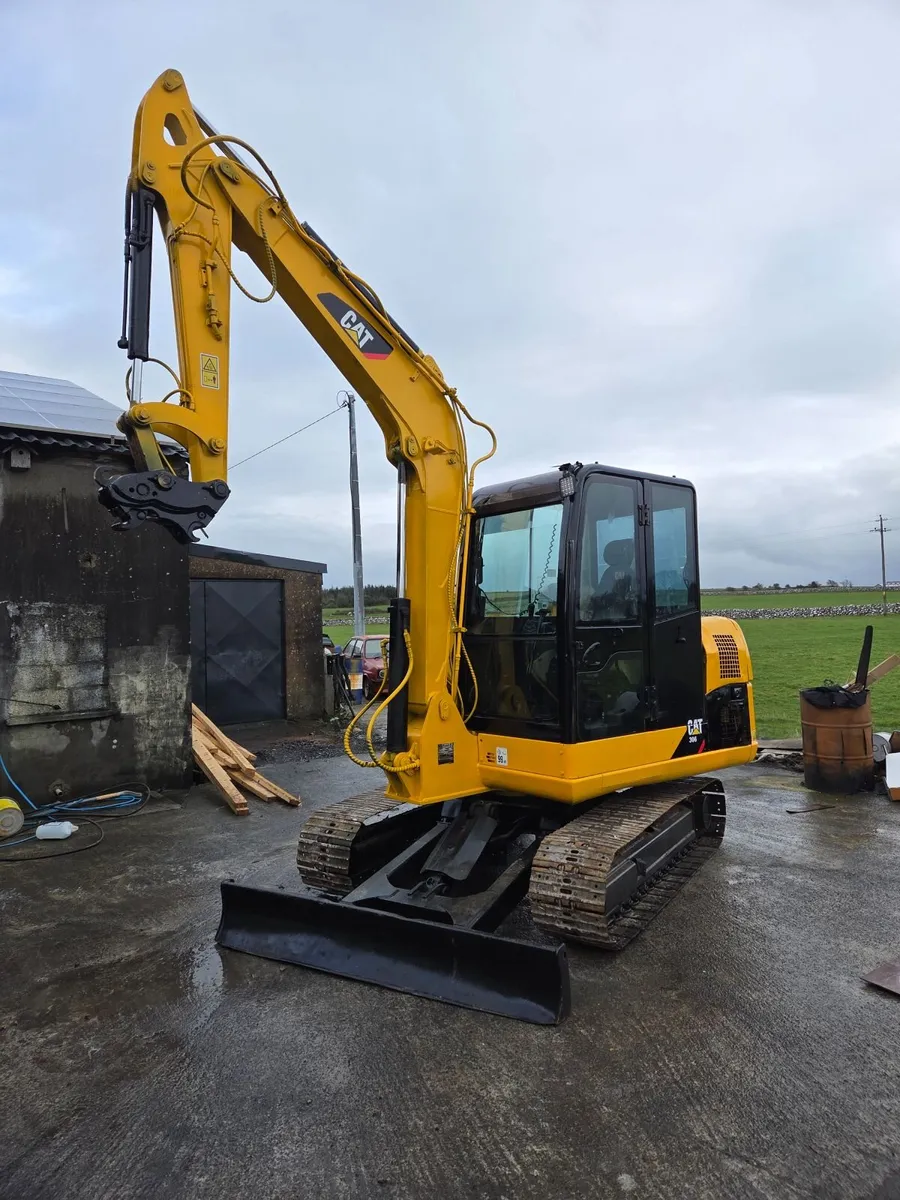CAT 306 digger (2012) - Image 1