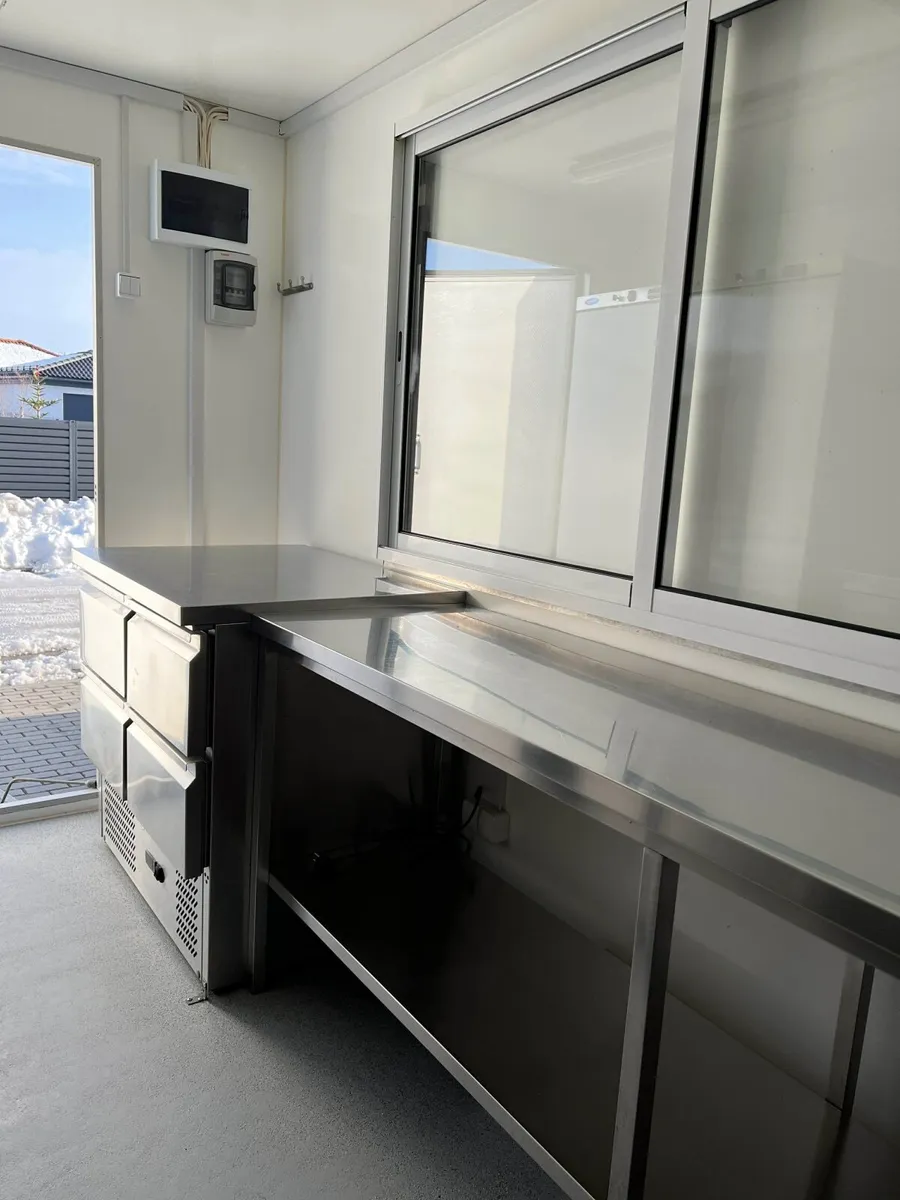 food trailer - Image 1