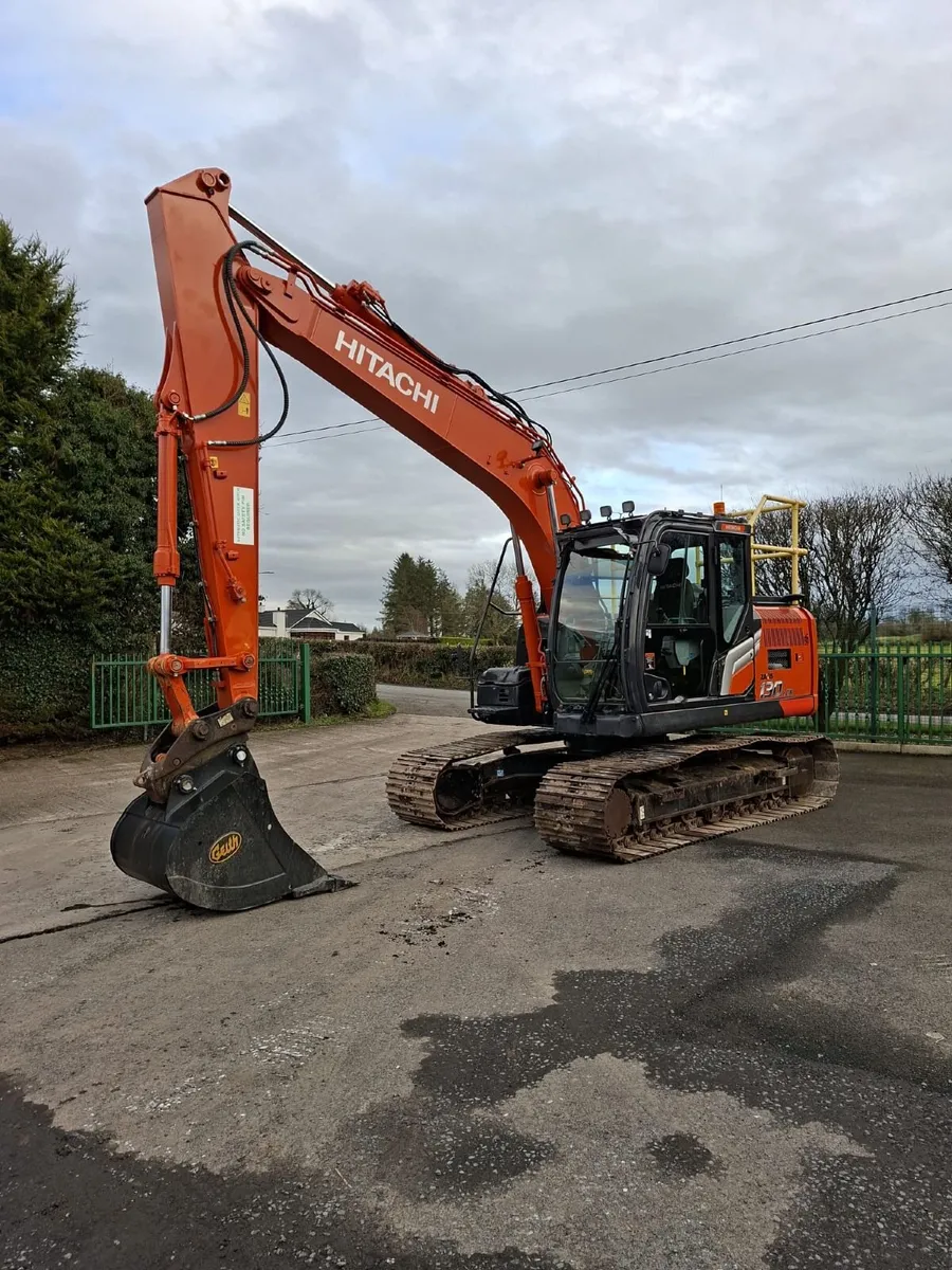 2023 Hitachi ZX130-7 (3200hrs) - Image 1