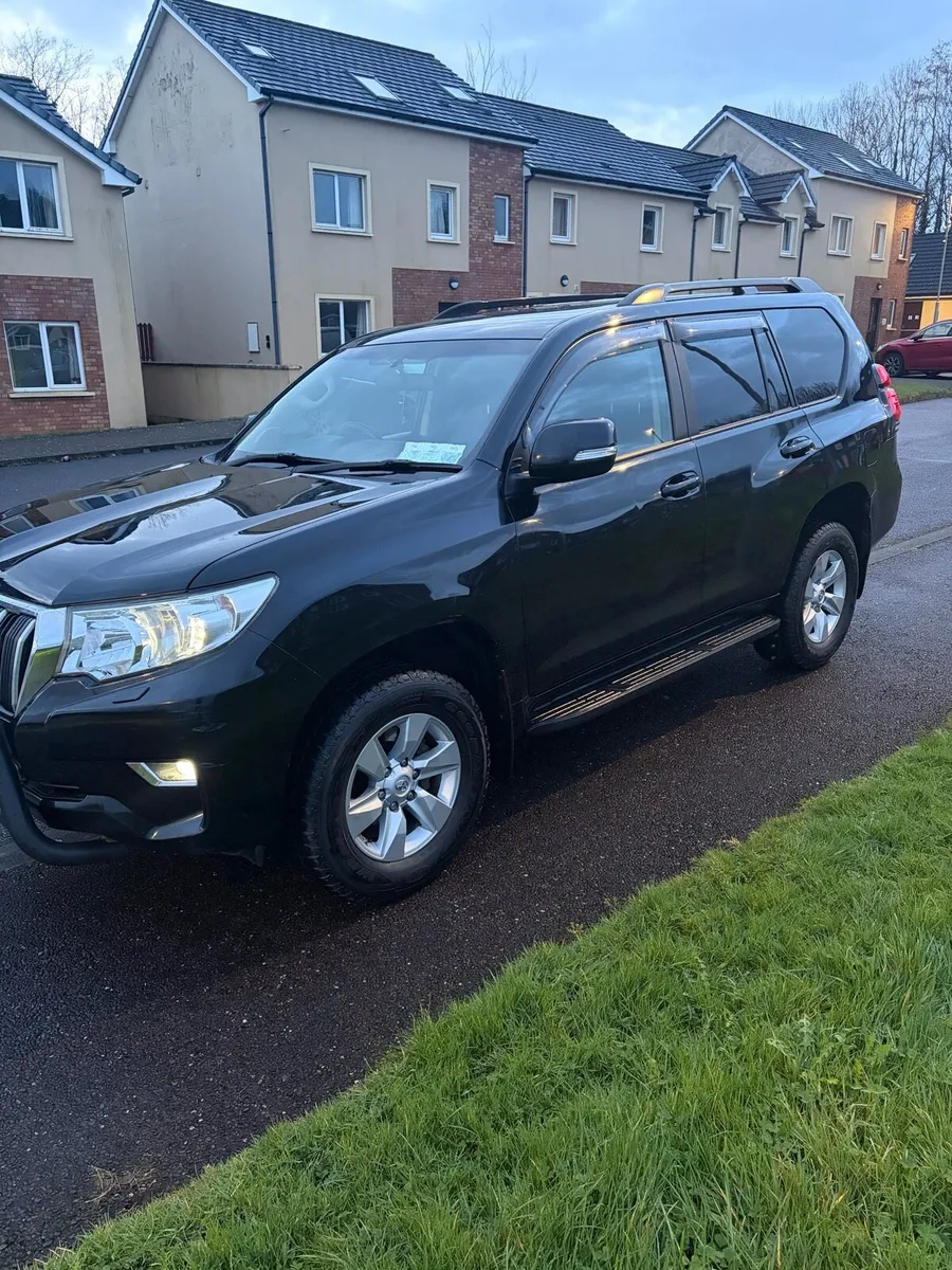 Toyota landcruiser - Image 2