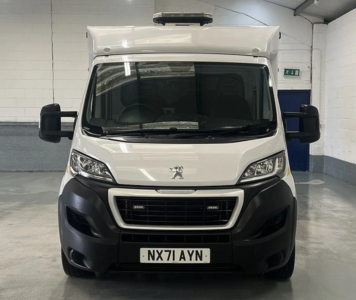 2021 Peugeot Boxer Dropside Van - Image 4