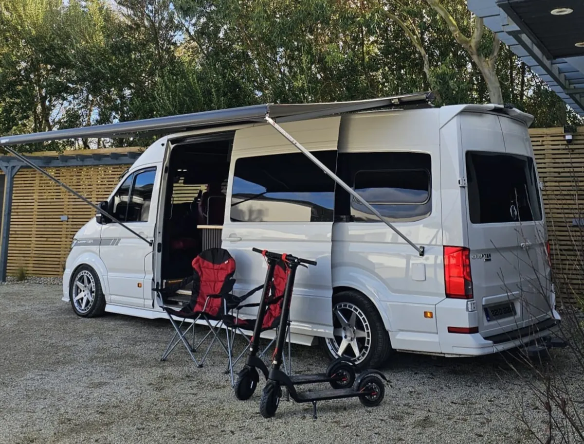 Camper van - Image 1