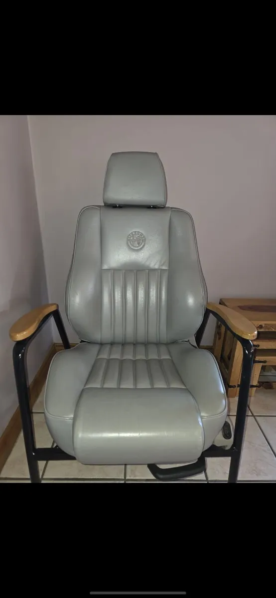 Furniture office - Image 4