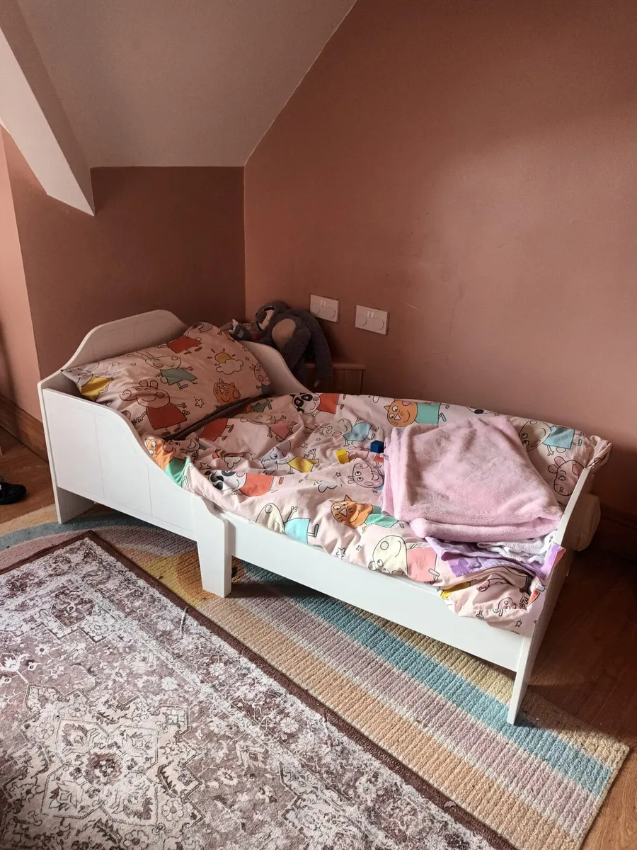 Toddler bed and mattress