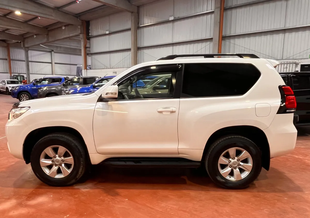 2019 Toyota Landcruiser 2.8 SWB D4D - Image 3