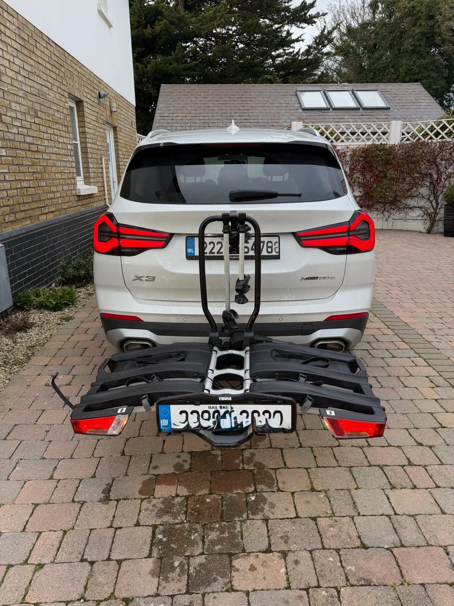 Thule EasyFold XT 3 Towball Bike Carrier - Image 1