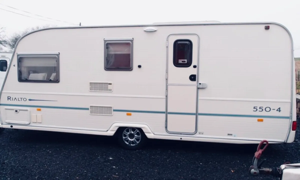 Caravan Avondale - Image 1