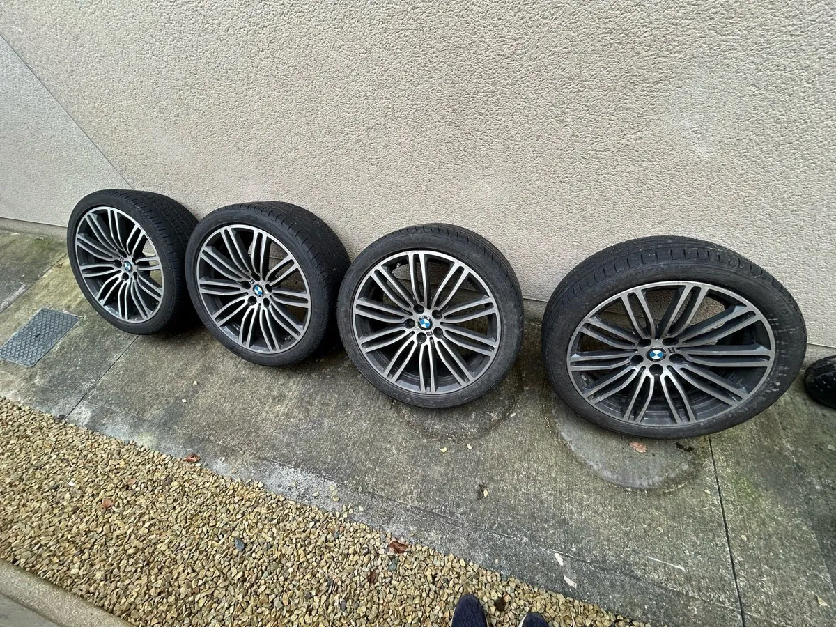 BMW 5 Series G30 Alloys - Image 2