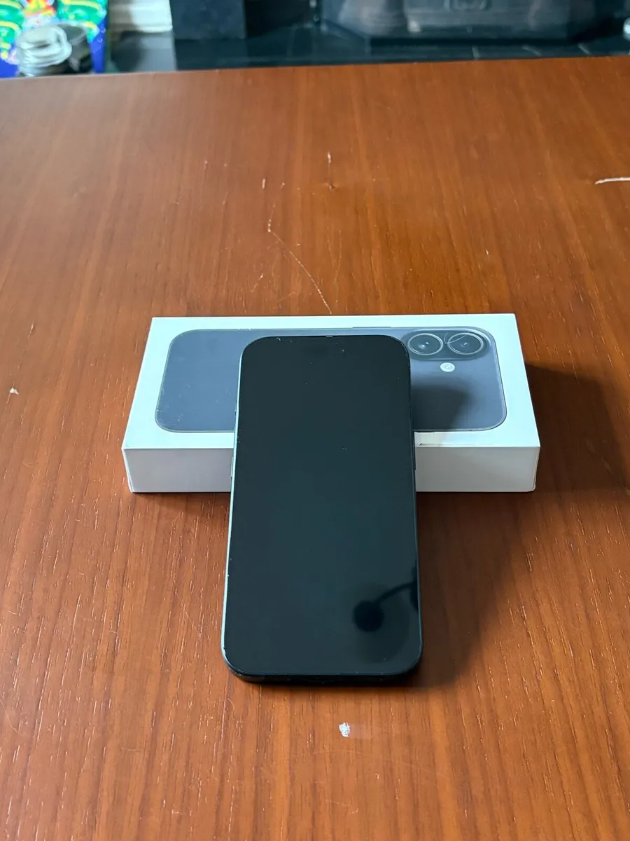 iPhone 16 128gb (like new) - Image 4