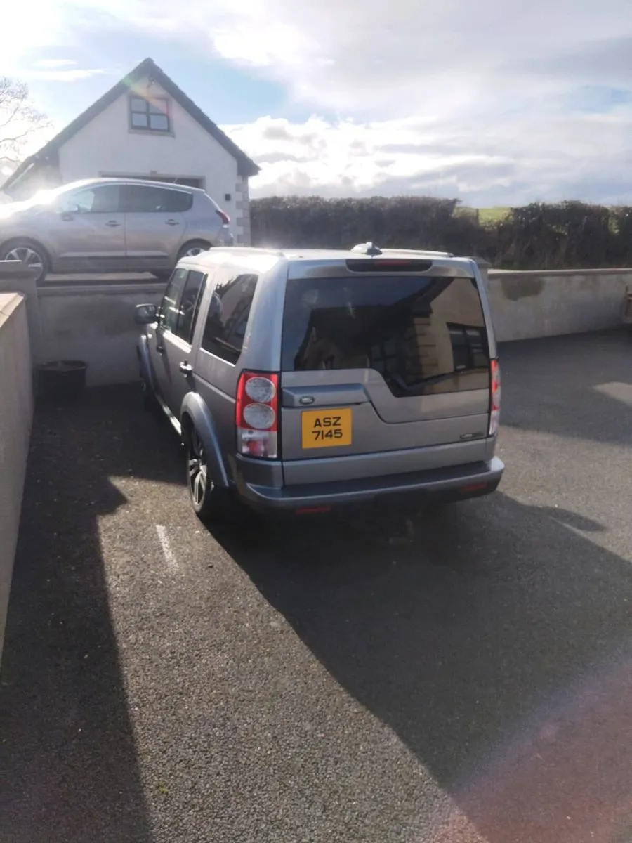2012 Land Rover Discovery hse - Image 3