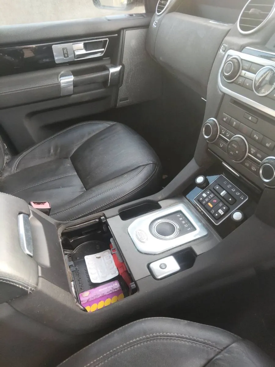 2012 Land Rover Discovery hse - Image 4