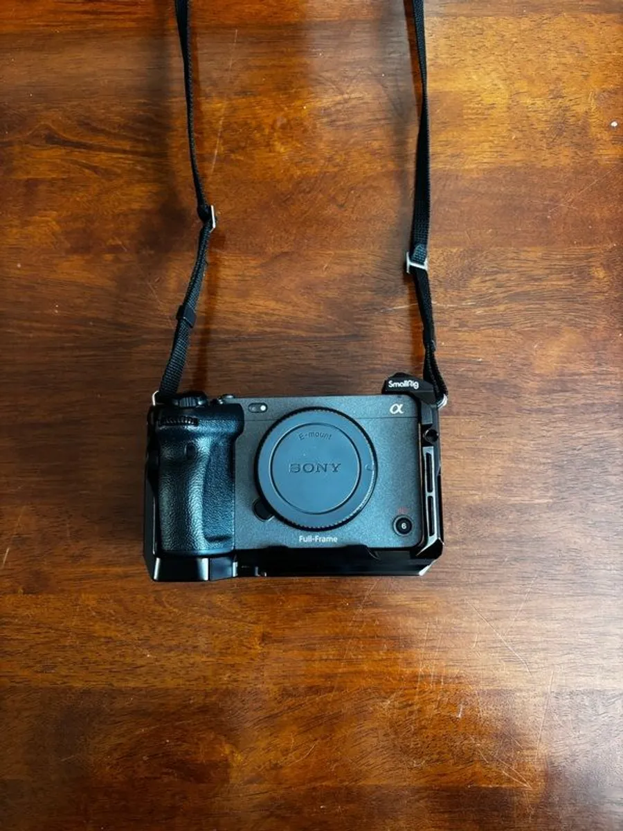 Sony FX3 Camera Kit w/boxes- Used twice - Image 1