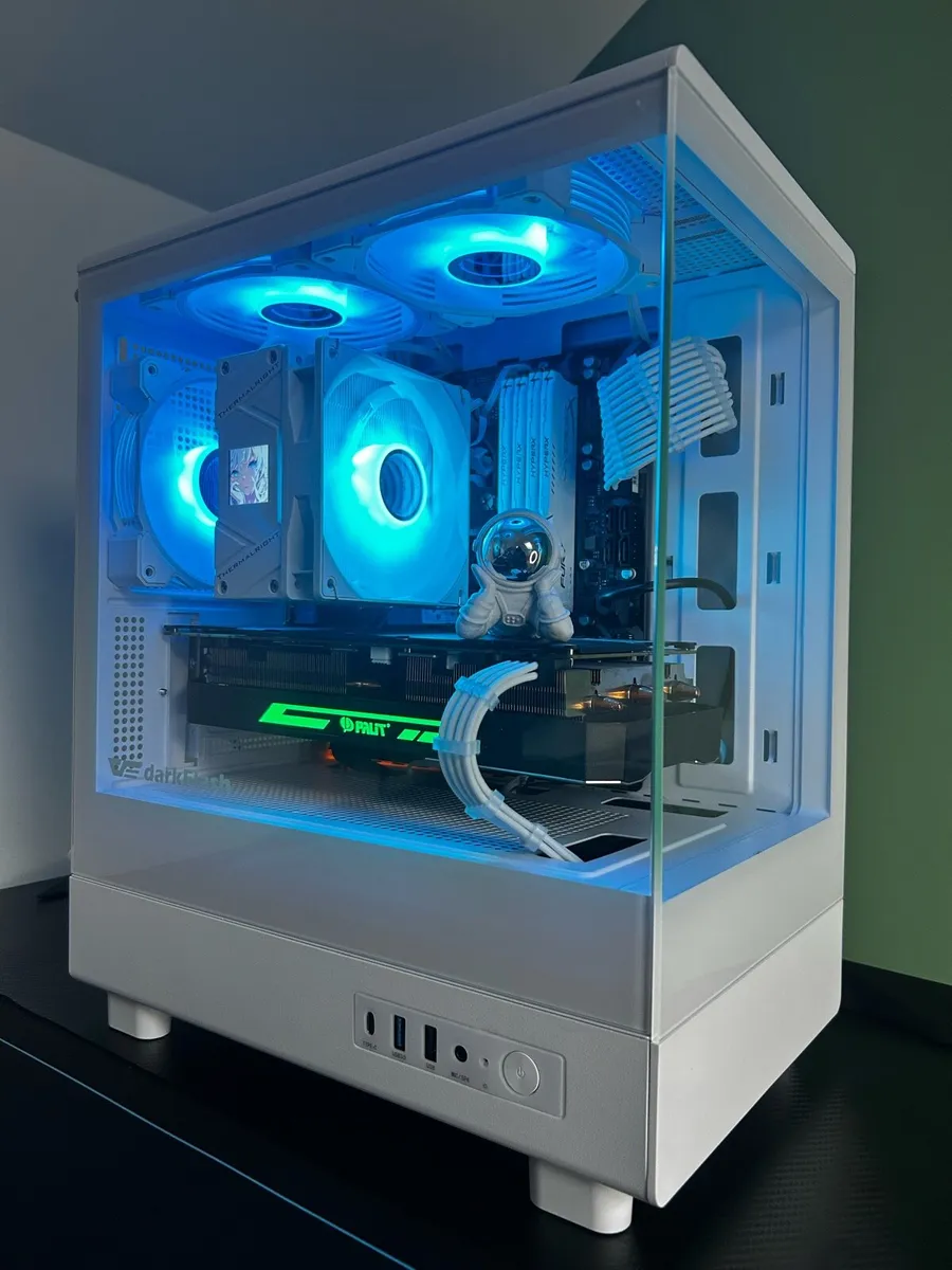Custom All-White Gaming Pc - Image 2