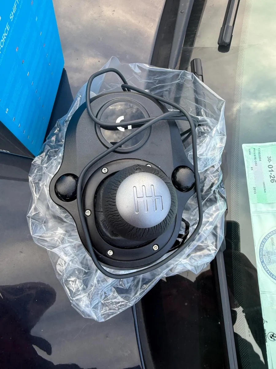 Logitech Driving Force Shifter Excellent Condition - Image 2
