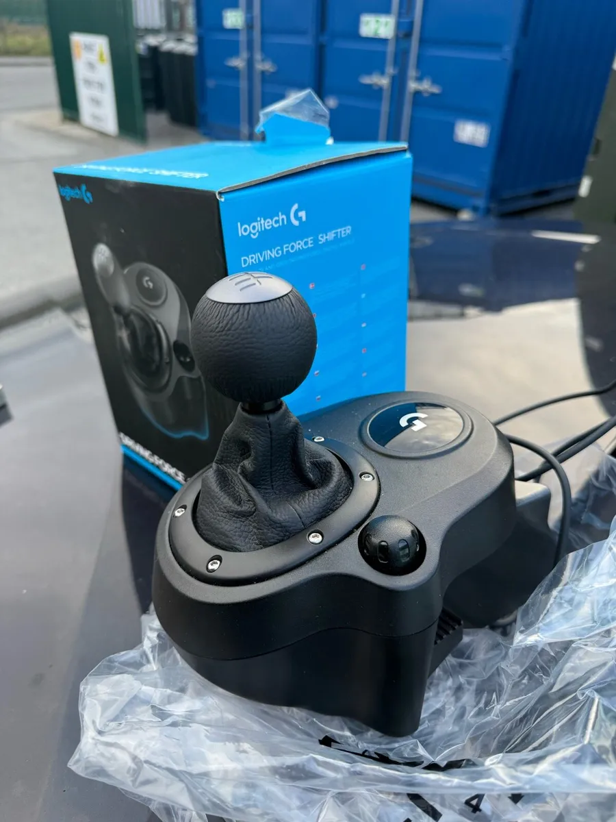 Logitech Driving Force Shifter Excellent Condition - Image 3