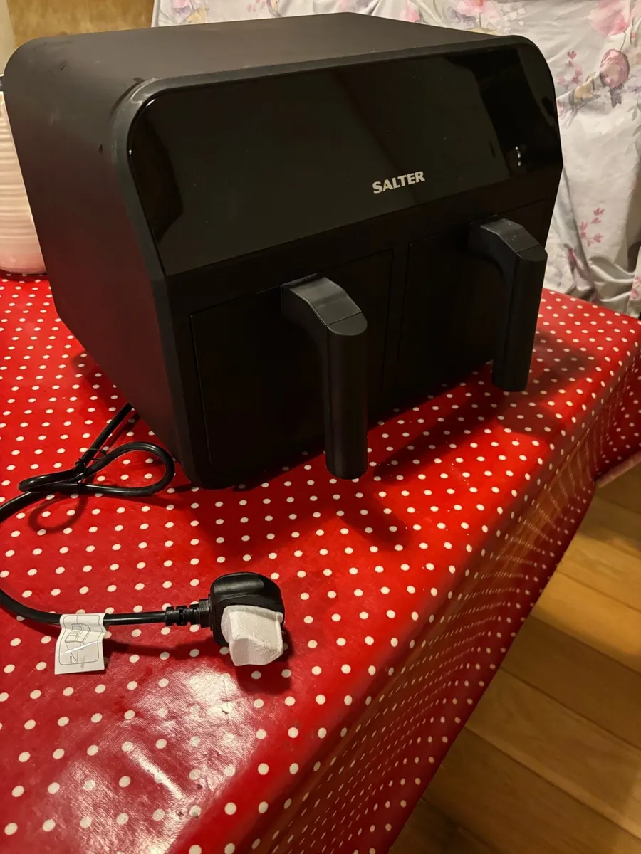 New dual large capacity salter air fryer - Image 1